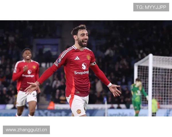 布鲁诺·费尔南德斯技术特点对比同位置中场球员表现稳健