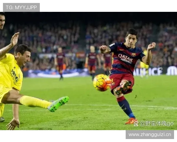 从争议缠身到超级射手：苏亚雷斯的双面传奇