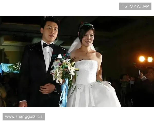 庞伟训练完回家还得给老婆杜丽做饭？